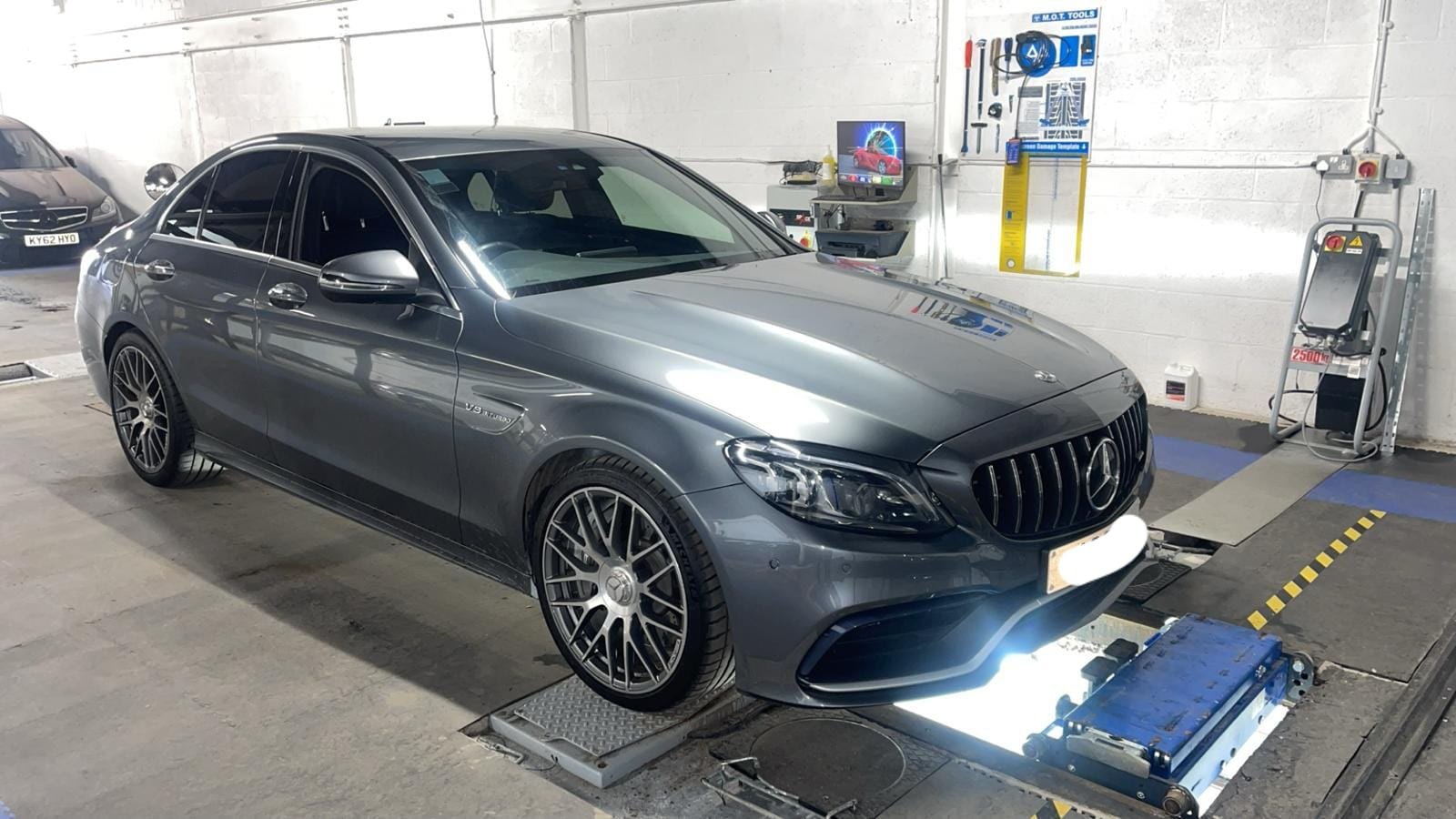 Mercedes MOT Bay